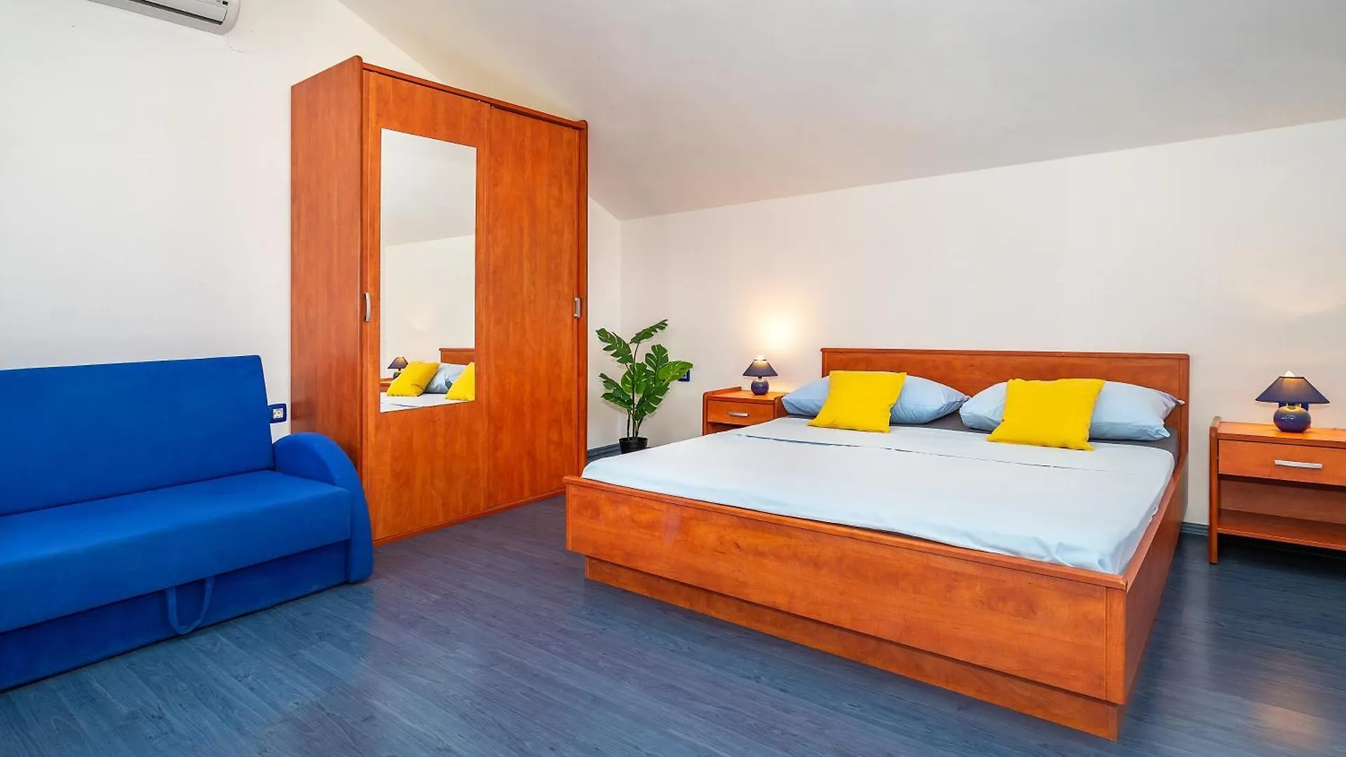 Apartments Branko Baska  Baska (Krk)