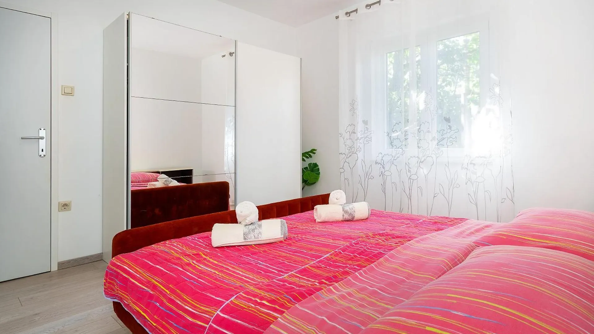 Apartments Branko  Baska (Krk)