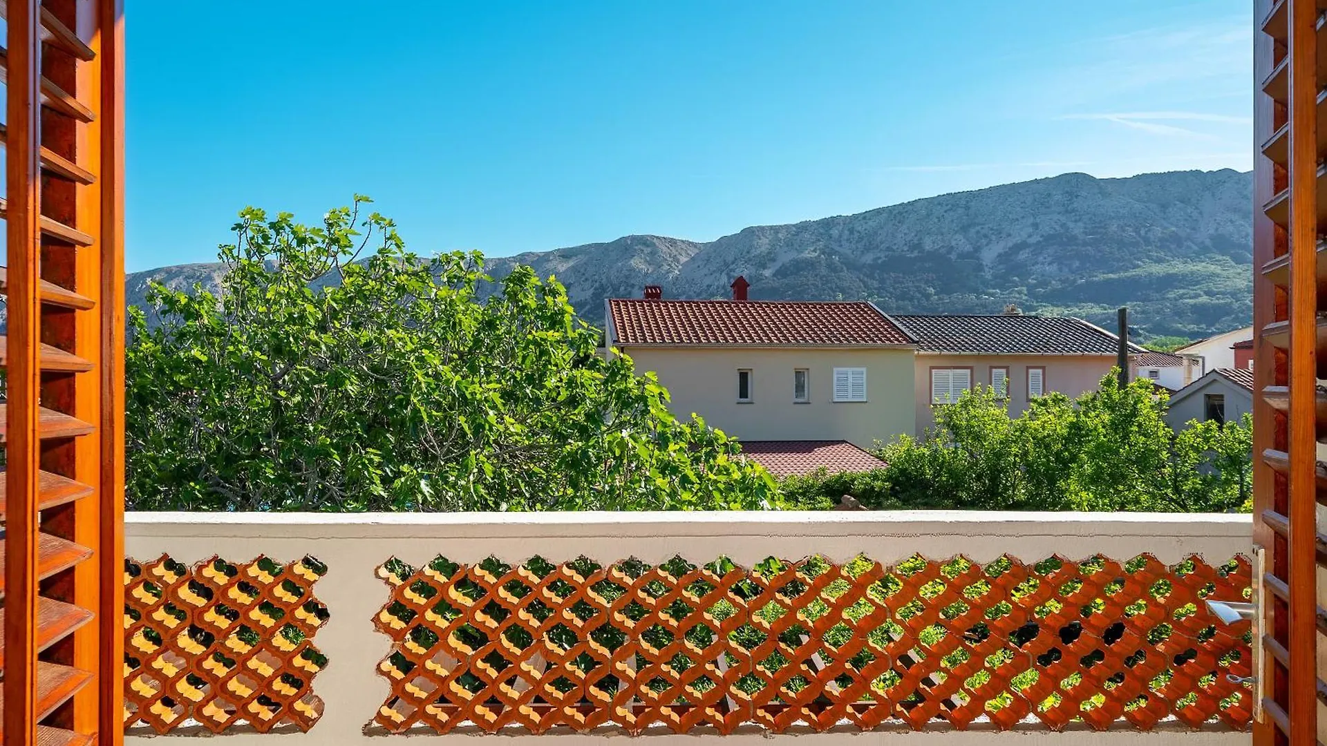 Apartments Branko Baska  Croatia